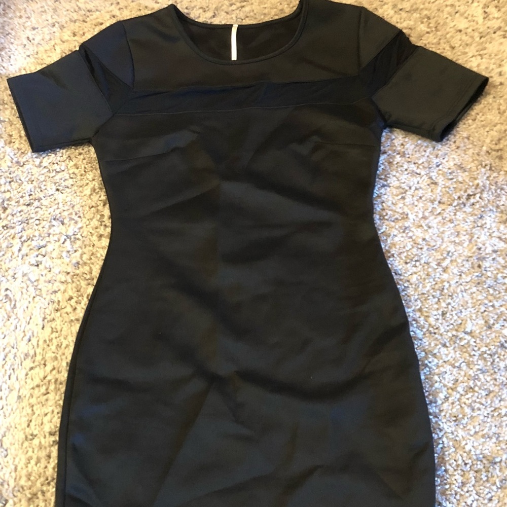 Juju & b Short-sleeve black dress